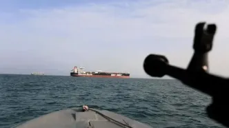 مقام نظامی ایران: تا اطلاع ثانوی اجازه صادرات نفت به دشمن و شرکایش داده نمی‌شود