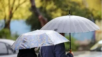 بارش باران و آسمانی ابری در انتظار تهران