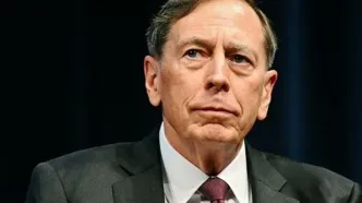 هشدار شدید ژنرال پترائوس درباره عملیات زمینی آمریکا در ایران