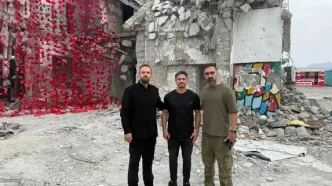 حضور نمایندگان استقلال در مراسم چهلم دانش‌آموزان شهید میناب