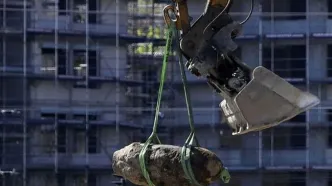 کشف و خنثی سازی بیش از ۹۵۰۰ عدد بمب در زنجان