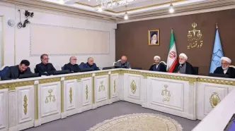 آماده مذاکره و تفاهم هستیم، اما طبق اصول و منطق/در برخورد با جواسیس و پیاده‌نظام دشمن، آرایش ما منطبق با اقتضائات دوره جنگ است