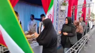 الیاس حضرتی در موکب اهالی رسانه امام‌رضایی
