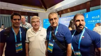 دیدار توماس باخ با ورزشکاران ایرانی در دهکده بازی‌ها