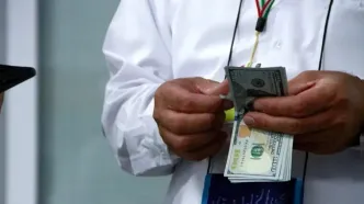 جزئیات و نحوۀ فروش ارز به زائران حج / هر زائر ۵۰۰ دلار