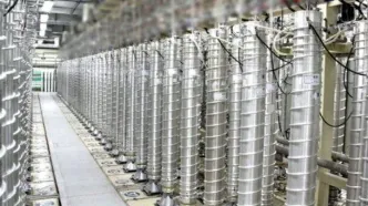 خارج کردن اورانیوم از کشور تحت هیچ شرایطی انجام نمی‌شود/ نباید جلوتر یا عقب‌تر از چارچوب حرکت کرد