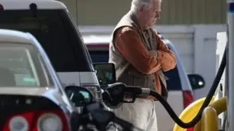 علت تعطیلی پمپ بنزین ها در فرانسه چیست؟