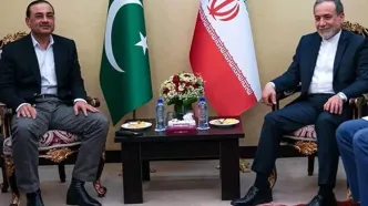 تصاویر دیدار عراقچی با نخست‌ وزیر پاکستان