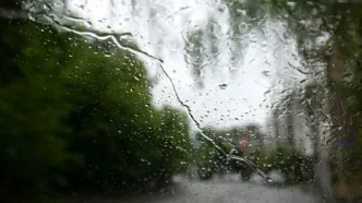 بارش باران و رعد و برق در ۱۸ استان