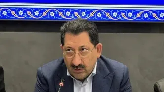 تامین اقلام پتروشیمی صنایع رسماً به بورس کالا محول شد / اتابک: وابستگی به واردات کاهش می‌یابد