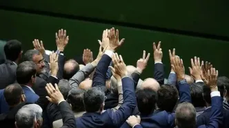روزنامه اطلاعات: به اندازه کافی در دنیا دشمن داریم؛ اختلاف افکنان داخلی به آنها اضافه نشوند