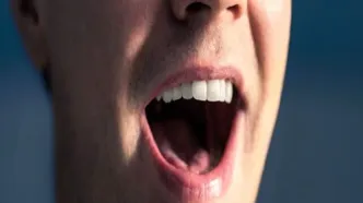 از اسپاسم‌های ناگهانی تا فلجی حنجره؛ تاثیر استرس بر صدا