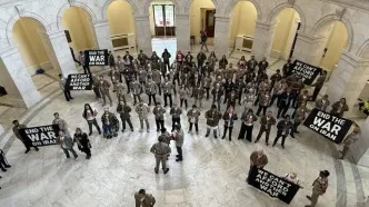 بازداشت ده ها تن از کهنه‌سربازان آمریکایی مخالف جنگ با ایران