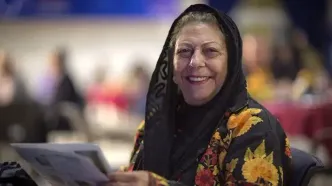 سفر در زمان؛ «فهیمه مادر محمد» سریال در پناه تو در ششمین فیلم اش؛ سال 71