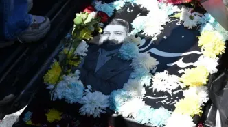 تصاویر؛ متن و حاشیه مراسم چهلمین روز درگذشت حمید هیراد