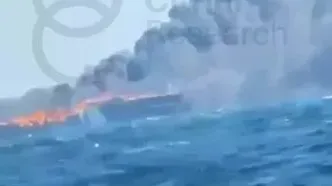 آتش‌سوزی یک کشتی ماهیگیری در خلیج فارس