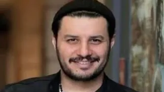 سفر در زمان؛ «جواد عزتی» در حال دریافت تقدیرنامه از «ضرغامی»؛ دهۀ 80