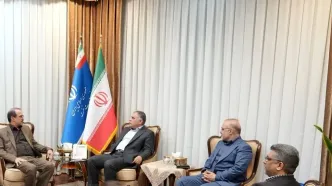 در بازسازی اماکن و تأسیسات آسیب‌دیده از بخش خصوصی توانمند در امور نفت و پتروشیمی استفاده شود