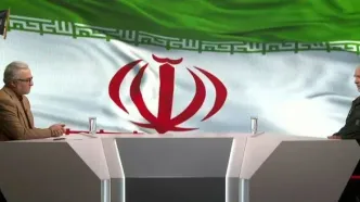 وقتی به قله رسیدیم، کسانی می‌‌آیند تا شاهنامه را ببندند و پاسدارنامه و بسیجی‌نامه کشورمان را بنویسند