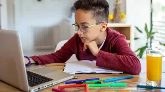 ساعات کلاس‌های درسی دانش‌آموزان در «شاد»