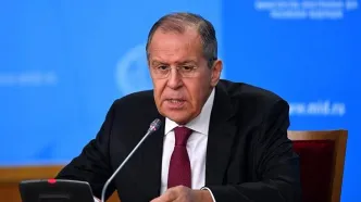 لاوروف درباره تحولات منطقه‌ای با همتای پاکستانی خود گفت وگو کرد