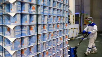 اضافه شدن شیرخشک و پوشک به کالابرگ/ جزئیات «کارت امید مادر» برای نوزادان ۱۴۰۵