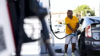 رکوردزنی قیمت بنزین در ۵۰ کشور | آمریکا در رتبه ۱۳