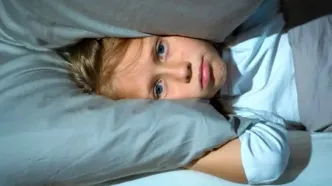 برای کنار آمدن کودکان با صداهای بلند در بحران‌ها چه کنیم؟