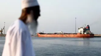 رویترز: 3 کشتی امروز چهارشنبه در تنگه هرمز مورد حمله قرار گرفتند/خدمه در سلامت به سر می‌برند