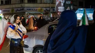 تذکر پلاکاردی به زنان بدون حجاب که در تجمعات شبانه شرکت می‌کنند + عکس