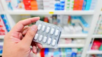 تمدید خودکار بیمه‌ها و حذف تاییدیه دارو‌های خاص در جنگ رمضان