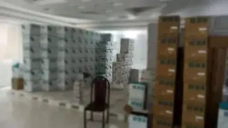 کشف انبار احتکار تجهیزات پزشکی در قم