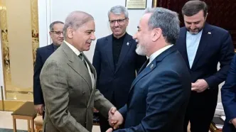 عراقچی حامل برنامه‌ای برای پایان دائمی جنگ |  عراقچی از مسقط به اسلام آباد باز می‌گردد