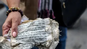 خرابی‌های ناشی از حمله هوایی به کنیسه یهودیان تهران + عکس