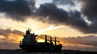 عبور یک نفتکش ایرانی دیگر از محاصرهٔ آمریکا