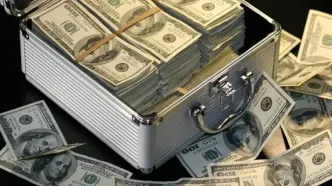 حراج دلار در کف بازار / فروشندگان دلار خریدار ریال شدند!