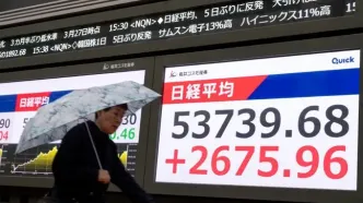 امیدها برای پایان قریب‌الوقوع جنگ ایران پررنگ شد | واکنش قیمت نفت و سهام به اظهارات ترامپ | چشم‌انداز بازگشایی سریع تنگه هرمز مشخص نیست