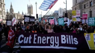 قبض جنگ ترامپ روی میز اروپا؛ از شوک هرمز تا بحران غذا و انرژی