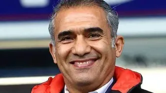 احمدرضا عابدزاده در آمریکا پا به توپ شد