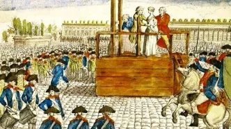 کفشی که ماری‌آنتوان، آخرین ملکه فرانسه، هنگام اعدام توسط انقلابیون فرانسه به پا داشت