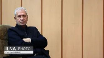 گرو گذاشتن آبرو برای مصالح کشور، کم از خون دادن نیست