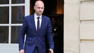 وزیر امور خارجه فرانسه: حملات لفظی ترامپ به پاپ غیرقابل قبول است