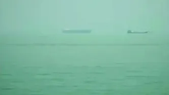 تصاویری از کشتی‌ها در تنگه بسته هرمز