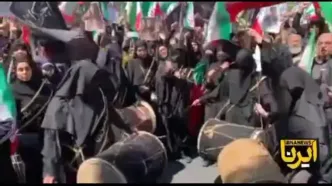 دمام‌زنی بانوان در مراسم اربعین رهبر انقلاب