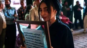 تصاویر؛ پرویز پرستویی و شیدا خلیق در «حضور، غیاب»