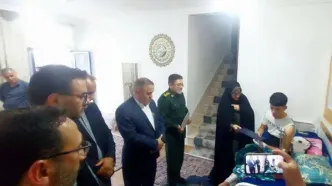 تجلیل جمعی از  از‌‌ مسئولین منطقه آزاد ماکو از جانباز شهرک ارس