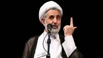 ذوالنور: هر شناوری که بخواهد از تنگه هرمز عبور کند را می‌توانیم از سمنان، تهران و مشهد بزنیم/ ویدئو