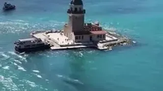 جلوه فیروزه‌ای تنگه استانبول