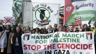 فلسطینی‌های ساکن انگلیس از صحبت علنی درباره جنگ غزه می‌ترسند