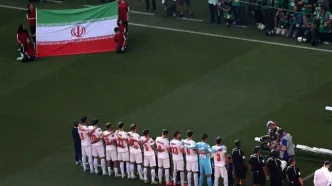 ایندیپندنت: فیفا استفاده از پرچم پیش از انقلاب را در جام جهانی ۲۰۲۶ ممنوع کرد